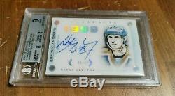 17-18 Upper Deck Artifacts Wayne Gretzky Auto Sigs Honoured Members #/27 Hms-wg