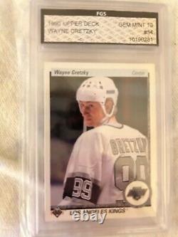 1990 Upper Deck Hockey #54 Wayne Gretzky French, Los Angeles Kings (PSA 10)