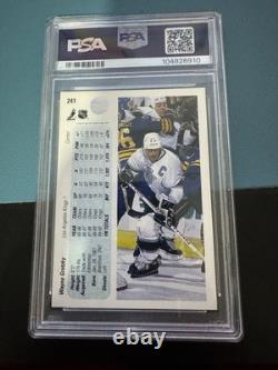 1990 Upper Deck Promos #241 Wayne Gretzky Err Feet & Inches PSA 9 Mint