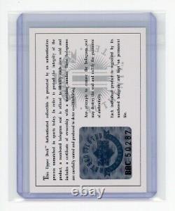 1992-93 Upper Deck Heroes #18 Wayne Gretzky Autograph AUTO (UDA #BAC50287)