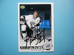 1992/93 Upper Deck NHL Hockey Card #25 Wayne Gretzky Auto Autograph Certified Ud