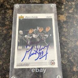 1992 Upper Deck Wayne Gretzky Machine Auto #437 Is It Real Not Authenticated
