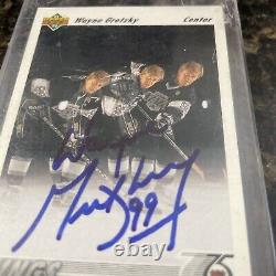 1992 Upper Deck Wayne Gretzky Machine Auto #437 Is It Real Not Authenticated