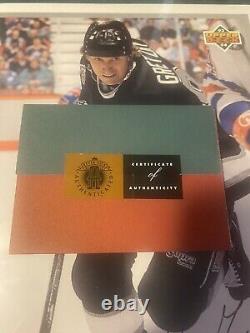 1993 RARE Authentic Autographed Wayne Gretzky Oversized Upper Deck Card #261/500