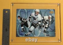 1994-95 Upper Deck Autograph 5x7 card #226 Wayne Gretzky 339/500 UDA
