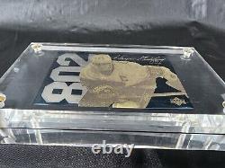1994 Wayne Gretzky Upper Deck Commemorative 802 Goals 24K Gold Card 2338/3500