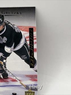 1995-96 Upper Deck Wayne Gretzky #99 Electric Ice GOLD SSP Parallel Kings