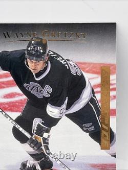1995-96 Upper Deck Wayne Gretzky #99 Electric Ice GOLD SSP Parallel Kings