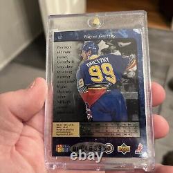 1995 Upper Deck SP Wayne Gretzky AUTOGRAPH! 42/500 Number 99 RARE Buyback NHL