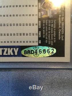 1996 -1997 Upper Deck Collector's Choice Wayne Gretzky New York Ranger auto card
