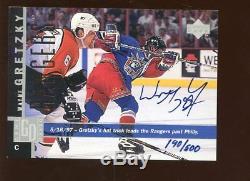1997/1998 Upper Deck Hockey Card Wayne Gretzky Autographed NRMT