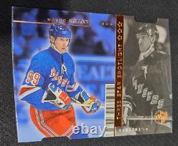1998-99 UPPER DECK UD3 WAYNE GRETZKY #ed 69/100 THREE STAR SPOTLIGHT DIE-CUT