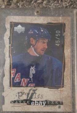 1998-99 Upper Deck Profiles Wayne Gretzky #P9 Die-Cut Quantum Level 2 /50