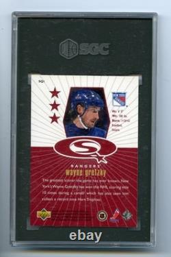 1998-99 Upper Deck UD Choice Starquest Wayne Gretzky #SQ1 Red SGC 9.5 GEM MINT
