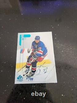 1998-99 Upper Deck UD SP Authentics Auto Wayne Gretzky 29/99 NY Rangers