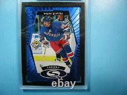 1998/99 Upper Deck U. D Choice Starquest Card #sq1 Wayne Gretzky Ksa 10 Gem Blue