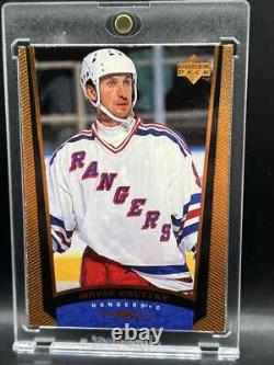 1998 Upper Deck UD Exclusives Wayne Gretzky 82/100 EX-NM Rangers #390