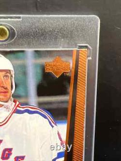 1998 Upper Deck UD Exclusives Wayne Gretzky 82/100 EX-NM Rangers #390