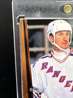 1998 Upper Deck UD Exclusives Wayne Gretzky 82/100 EX-NM Rangers #390