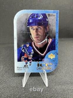 1998 Wayne Gretzky Upper Deck Ice Champions Gold Level 2 29 /100