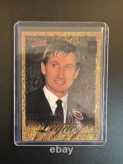 1999-00 Upper Deck UD Ultimate Victory Gold Parallel Wayne Gretzky #120 #1/100