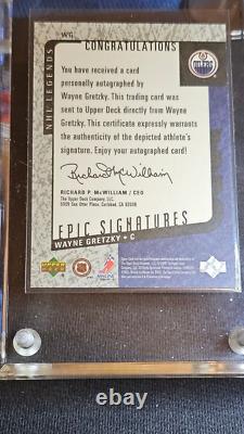 1999-2000 UD Epic Signatures Wayne Gretzky Auto MINT