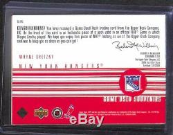 1999-2000 Upper Deck MVP Game Used Puck #GU-WG Wayne Gretzky