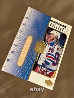 1999 Upper Deck Wayne Gretzky Living Legend #S1 Stick
