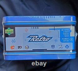 1999 Upper Deck Wayne Gretzky Retro Hockey Lunch Box with24 Pack Cards Sealed