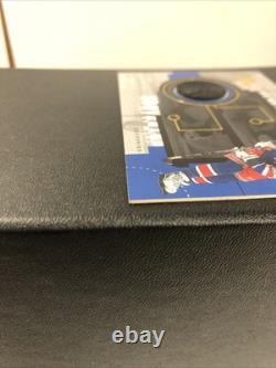 1999 upper deck wayne gretzky Game Used Souvenirs (puck)