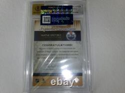 1 14/15 UD Signatures Sensations Wayne Gretzky 1 14/15 UD Signatures Sensations Wayne Gretzky