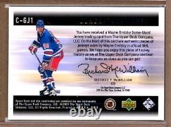 2000 Upper Deck Wayne Gretzky Master Collection #CGJ1 GRETZKY Jersey 20/99