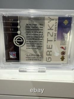 2001 UPPER DECK Expo WAYNE GRETZKY Game Used JERSEY GOLD Hand Numbered /200 GOAT