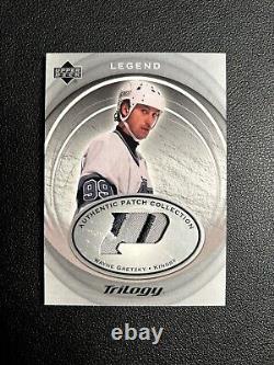 2003 NHL Upper Deck Trilogy Hockey #AP-39 Wayne Gretzky Game Used Patch 3 CLR
