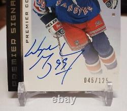 2003 UD Premier Collection Signatures Wayne Gretzky Auto /125 New York Rangers