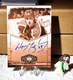 2004-05 Upper Deck Legendary Signatures Wayne Gretzky Autograph #wg Beautiful
