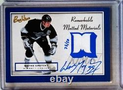 2005-06 Beehive Matted Materials Remarkable Wayne Gretzky HOF Auto SP /50