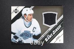 2005-06 Upper Deck Hockey UD Game Jersey Card #J-WG Wayne Gretzky LA Kings SP