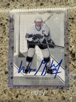 2006-07 SP Authentic Hockey Wayne Gretzky #55 Autograph! Wow