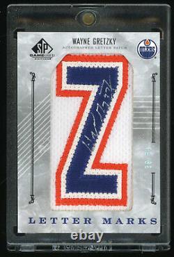 2006-07 UD SP Game Used Wayne Gretzky Letter Marks'Z' Autograph Super Rare