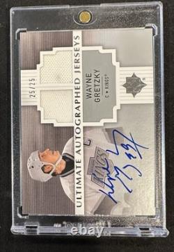 2007-08 Upper Deck Ultimate Wayne Gretzky Auto Dual Relic #25/25 Kings #AJ-WG