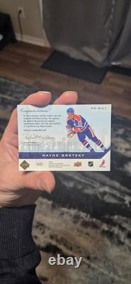 2008 Upper Deck Wayne Gretzky Autograph #9/9 JERSEY MATCH ON CARD AUTO OILERS