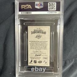 2009-10 Upper Deck Champ's Mini Hall of Legends Memorabilia Wayne Gretzky #HL-WG