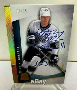 2012-13 Upper Deck The Cup Buy Back Wayne Gretzky #1/1 Hockey Auto Card #22/25