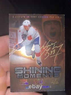 2012 Upper Deck All-Time Greats Shining Moments Wayne Gretzky Gold Auto #2/2 1/1