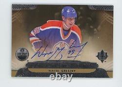 2013-14 Ultimate Collection Wayne Gretzky Auto Ultimate Signatures #US-WG