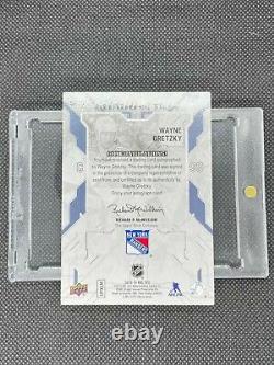 2013-14 Upper Deck SPX Shadowbox SSP Auto Wayne Gretzky