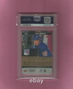 2013-14 Wayne Gretzky Upper Deck Canvas Very Rare Card #C241 Graded PSA 9 Mint
