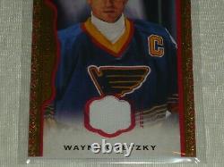 2014-15 Upper Deck Masterpieces Red Frame #150 Wayne Gretzky Jersey Card 14/15