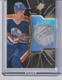 2016-17 UD SPX Holo Shield Extreme Black Wayne Gretzky Edmonton Oilers EB-WG